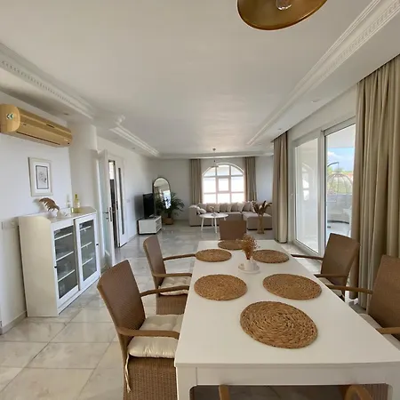 Mit Einzigartigem Ausblick Apartment Alanya